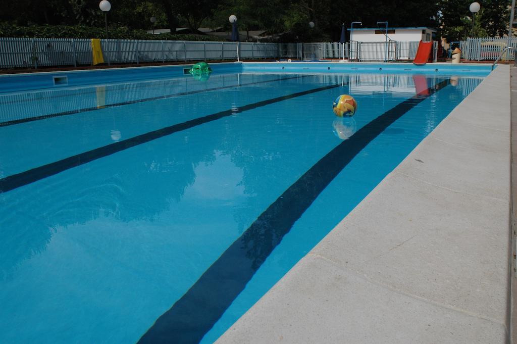 Villaggio Accademia Чезенатико Екстериор снимка