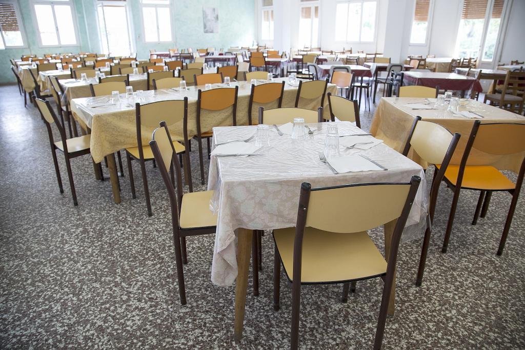 Villaggio Accademia Чезенатико Екстериор снимка